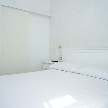 Hotel La Casa In Centro Salerno Exteriér fotografie